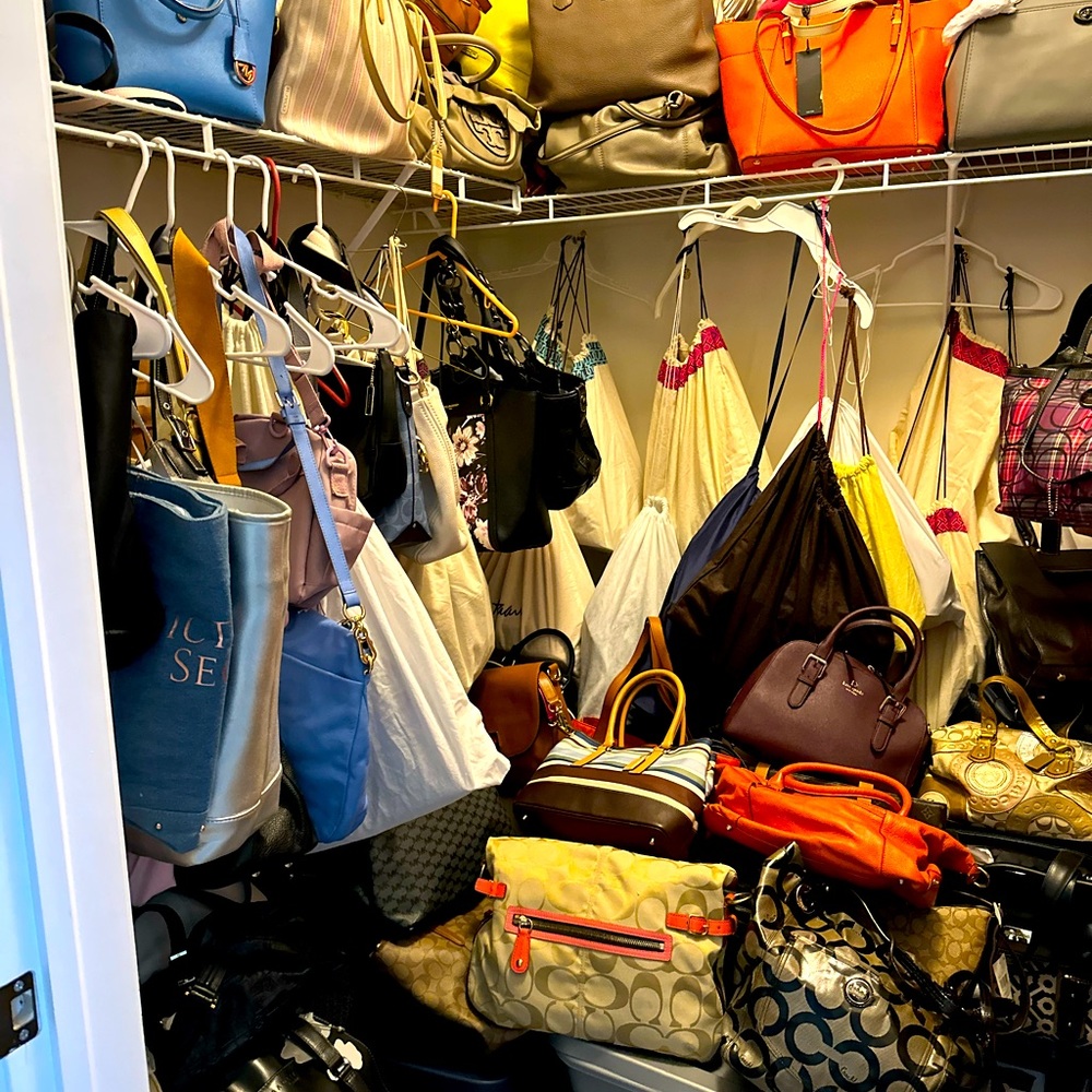 COPY - Meet your Posher, Lauren